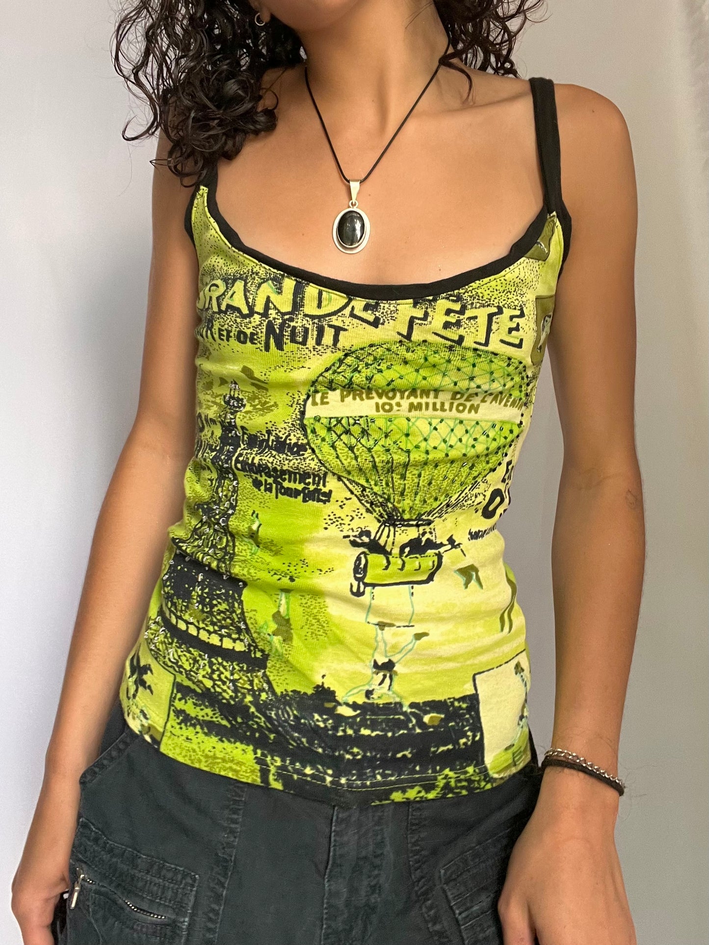 Beaded Eiffel Tower tank