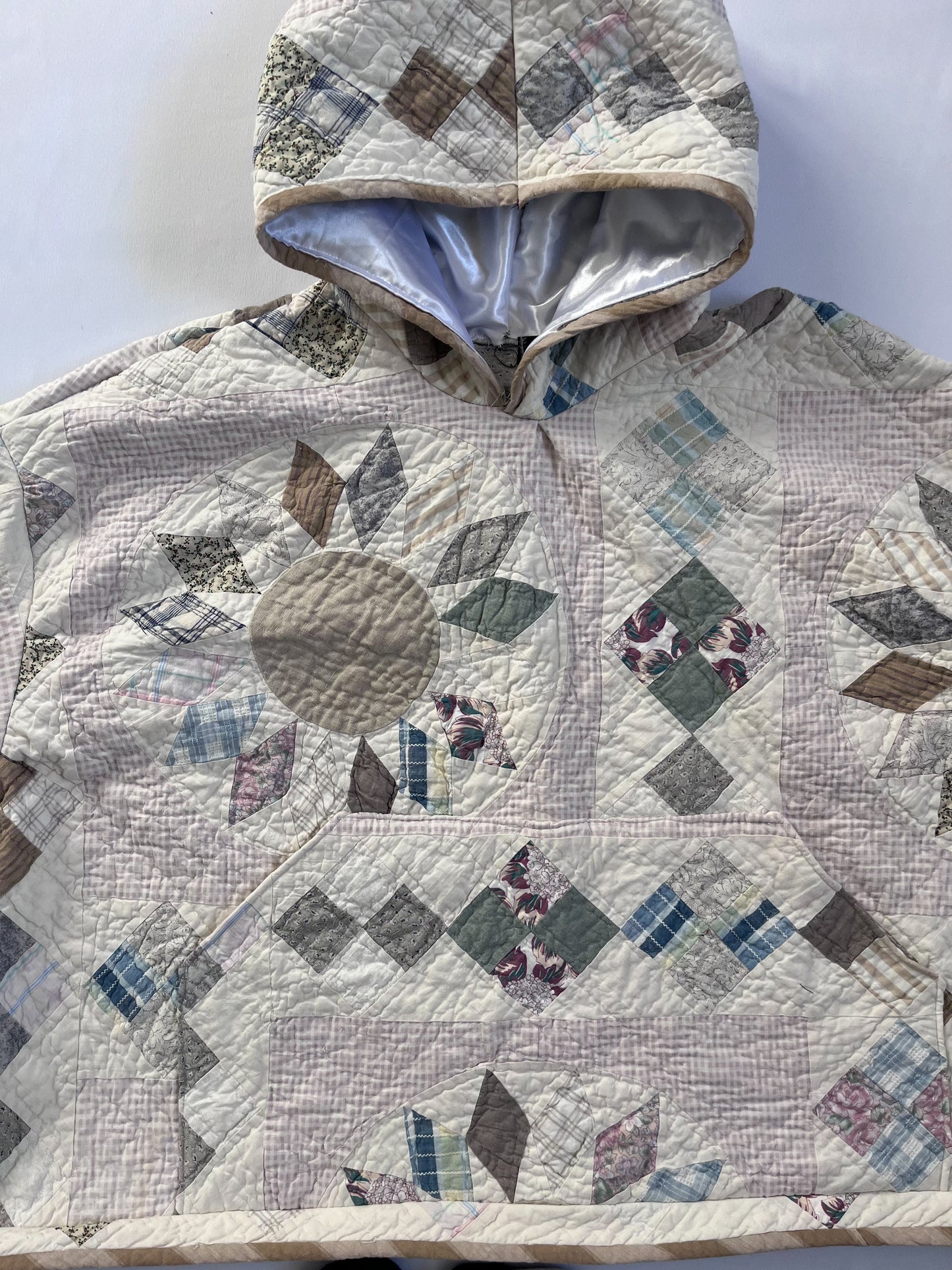 Beige quilt hoodie